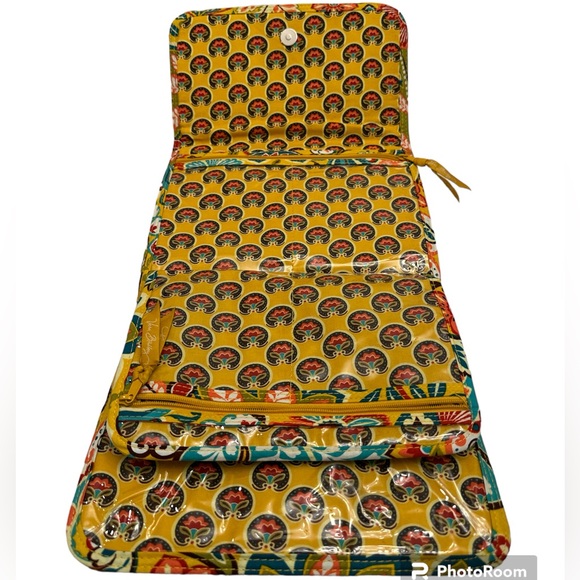 Vera Bradley Travel Organizer - Picture 2 of 4